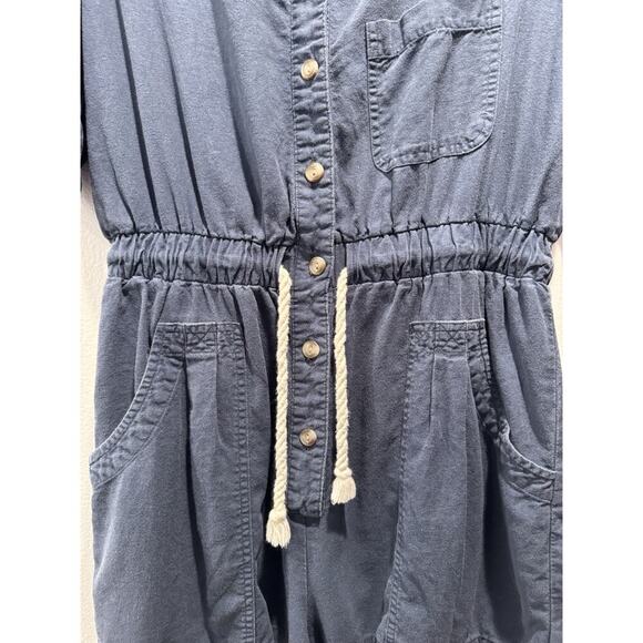 Universal Thread Romper Women’s Size Medium Blue Linen Blend Button Down Coastal - Picture 3 of 8